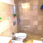 On The 아파트